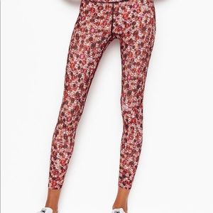 Victoria secret leggings medium new